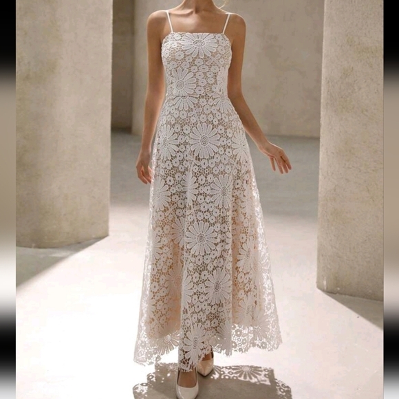 Lace Embroidered Floral Hollow Out Spaghetti Strap Waist-Cinched Fitted Dress - Picture 2 of 4